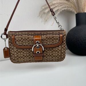 Coach Soho signature jacquard buckle wristlet vintage y2k